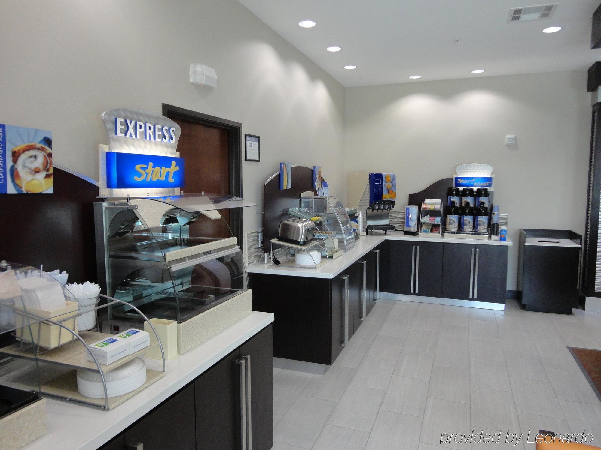 Holiday Inn Express Kenedy By Ihg Luaran gambar